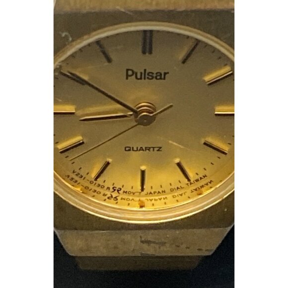 Vintage Pulsar Watch V231-0130 Womens Gold Tone Quartz 1980s New Battery Works - Picture 4 of 13